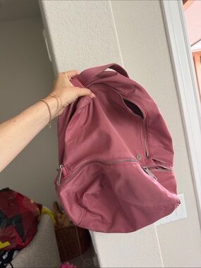 lululemon athletica Dusty Rose Everyday Backpack